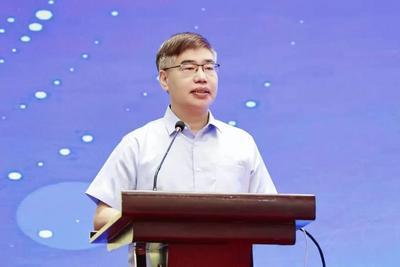 青岛科技最高奖得主薛长湖：用一杯热水泡发海参的人